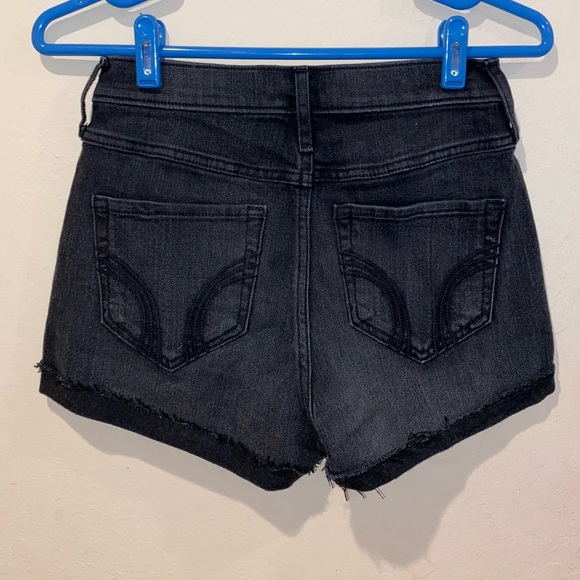 Hollister Black Jean Shorts size 1 (25 waist) - Picture 2 of 2